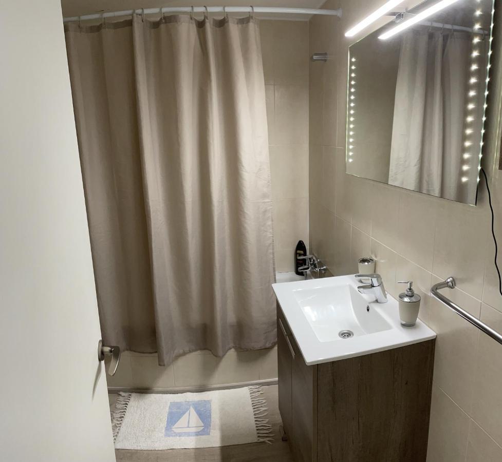 Apartament Grifeu Llanca Bagian luar foto